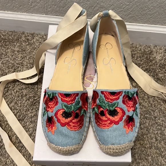 Espadrilles with laces size 7 - Picture 2 of 4